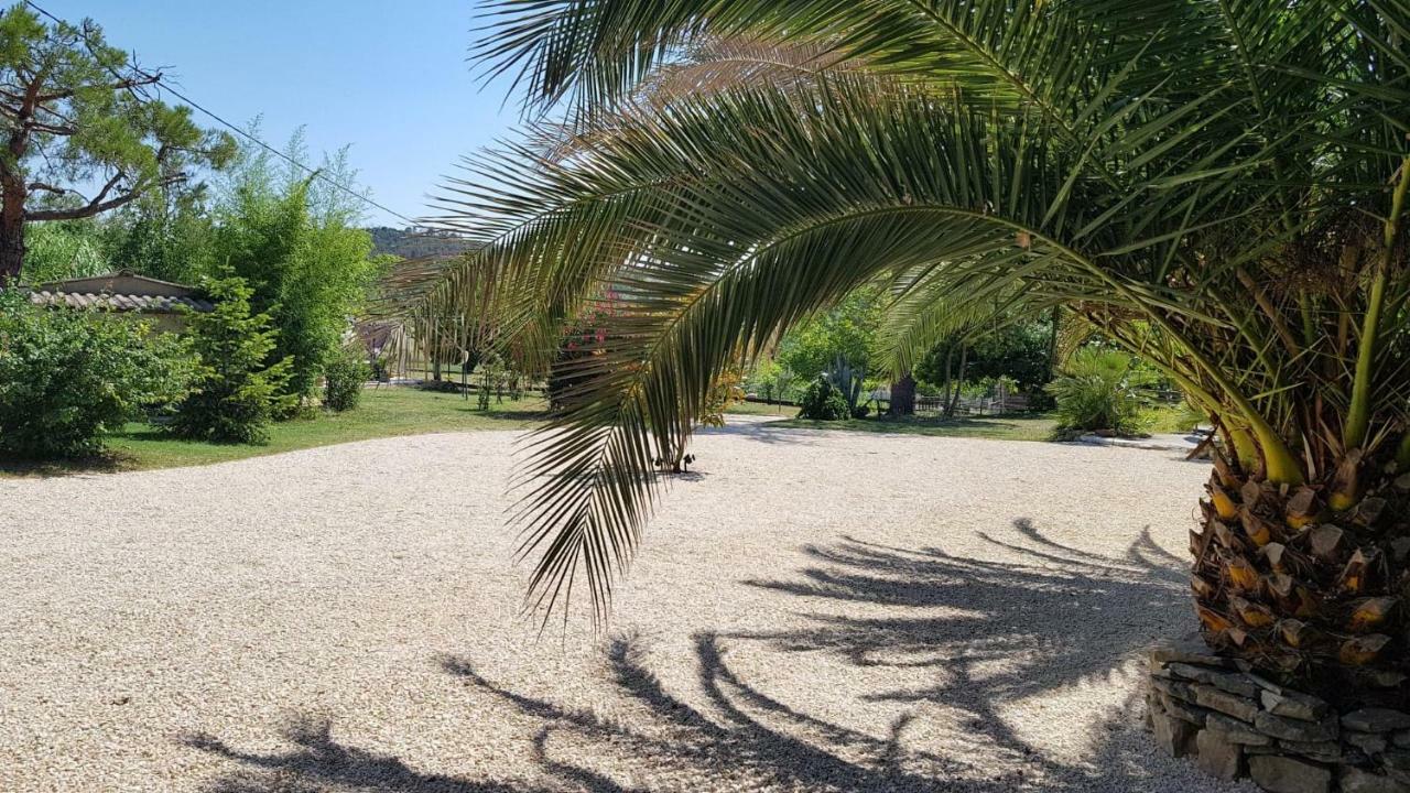 Saint-Julien-de-Peyrolas Mas Des Gardies المظهر الخارجي الصورة