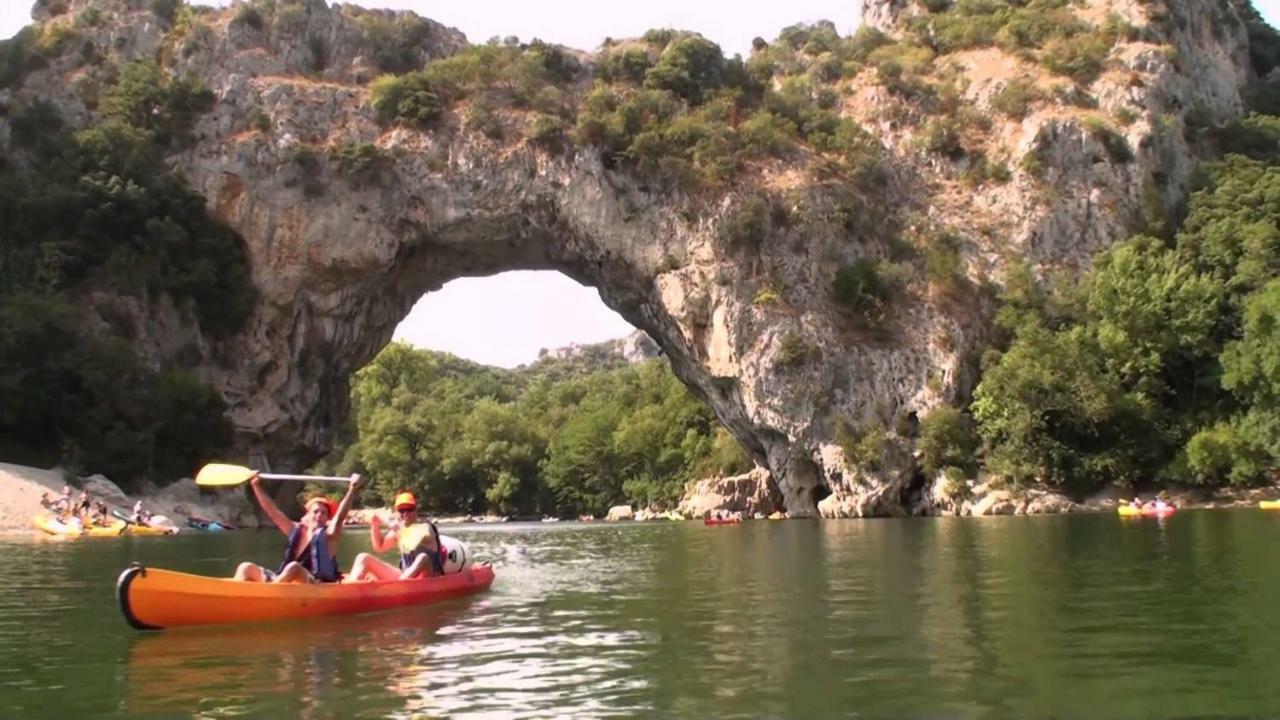 Saint-Julien-de-Peyrolas Mas Des Gardies المظهر الخارجي الصورة